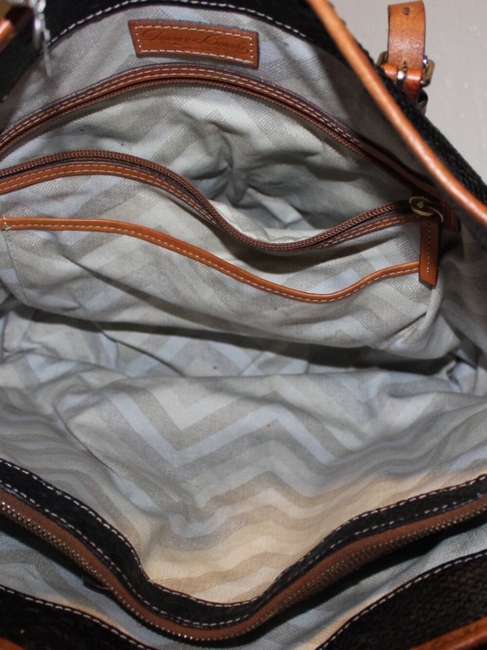 $398 Dooney & Bourke Claremont Dove "Python" Shopper Tote Shoulder Bag - Picture 5 of 13
